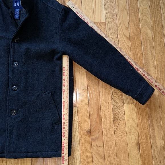 Classic timeless GAP wool 5 button car coat hip length - Picture 6 of 16